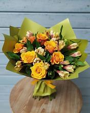 Букет цветов из:  Альстромерии и Розы в Ревякино