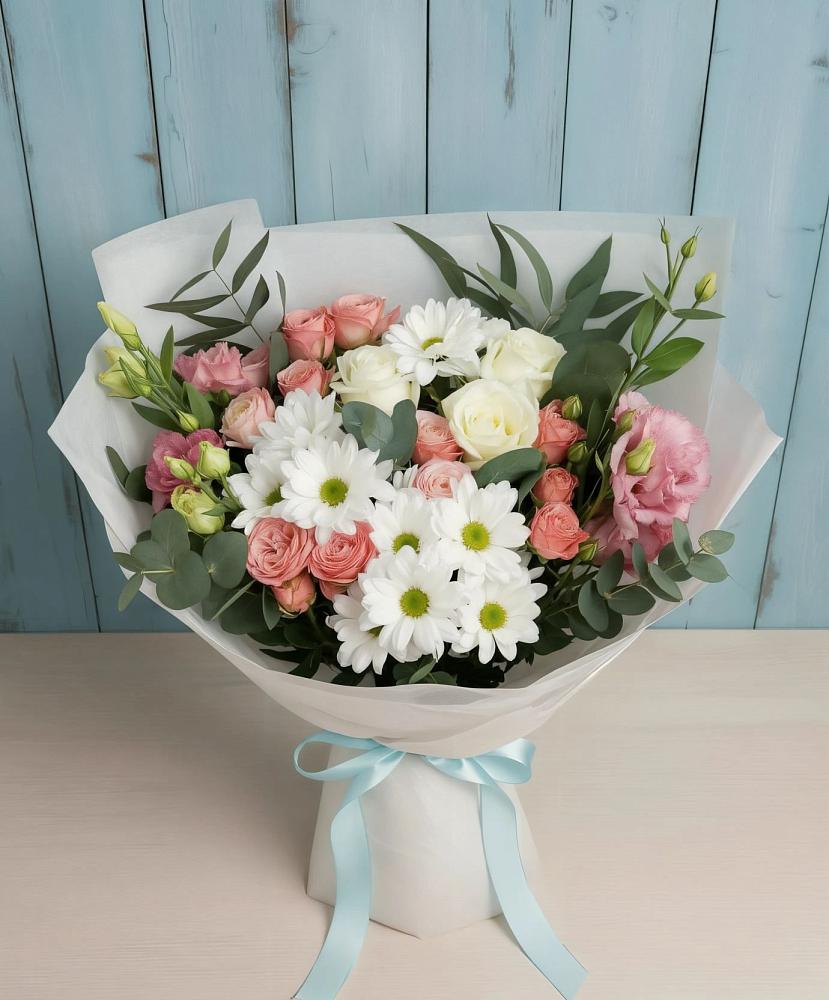 Букет цветов из: Розы, Лизиантусы и Хризантемы в Ревякино