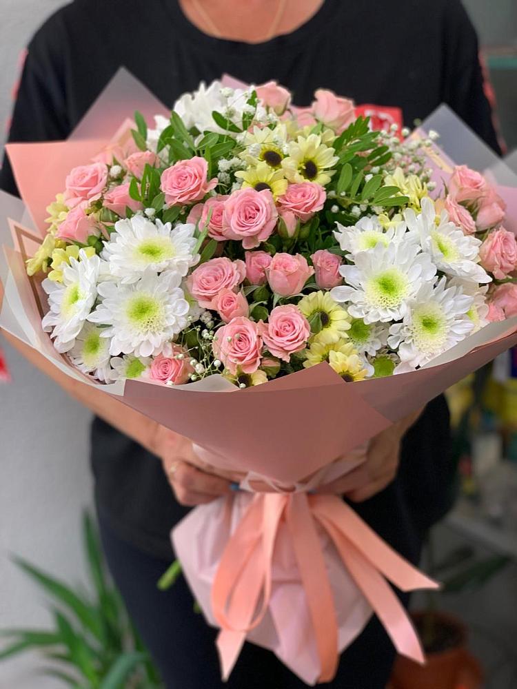 Букет цветов из: Розы и Хризантемы в Ревякино