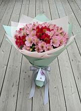 Букет цветов из:  Альстромерии в Ревякино