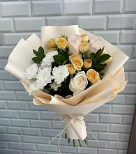 Букет цветов из:  Розы и Хризантемы в Ревякино