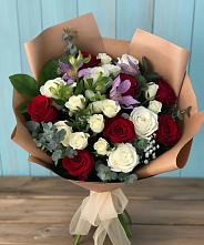 Букет цветов из:  Розы и Альстромерии в Ревякино