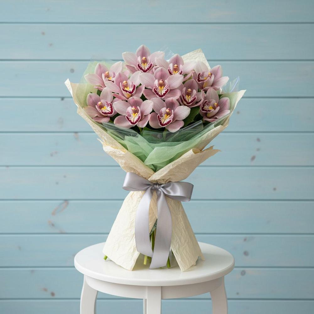 Букет цветов из: Орхидеи и Розы в Ревякино