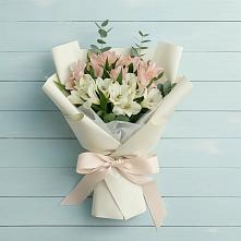 Букет цветов из:  Альстромерии в Ревякино