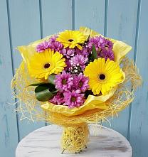 Букет цветов из:  Хризантемы и Герберы в Ревякино