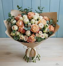 Букет цветов из:  Альстромерии и Розы в Ревякино